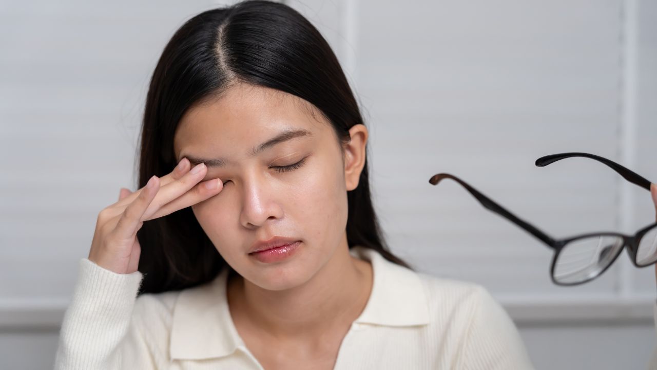 Sering Ganti Kacamata Tapi Tetap Buram