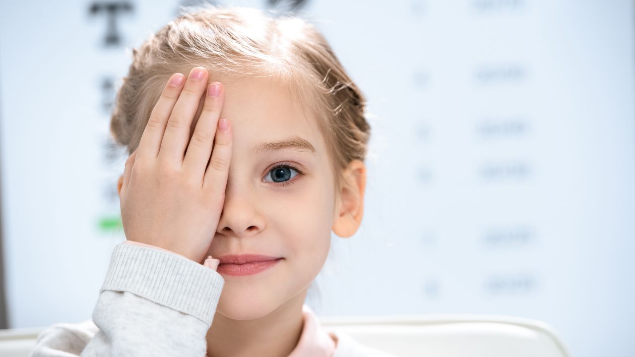 Menentukan Mata Dominan