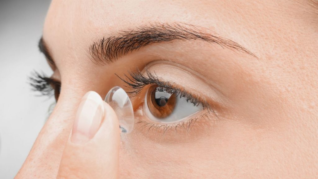 Pertanda Infeksi Akibat Softlens Pertanda Infeksi Akibat Softlens