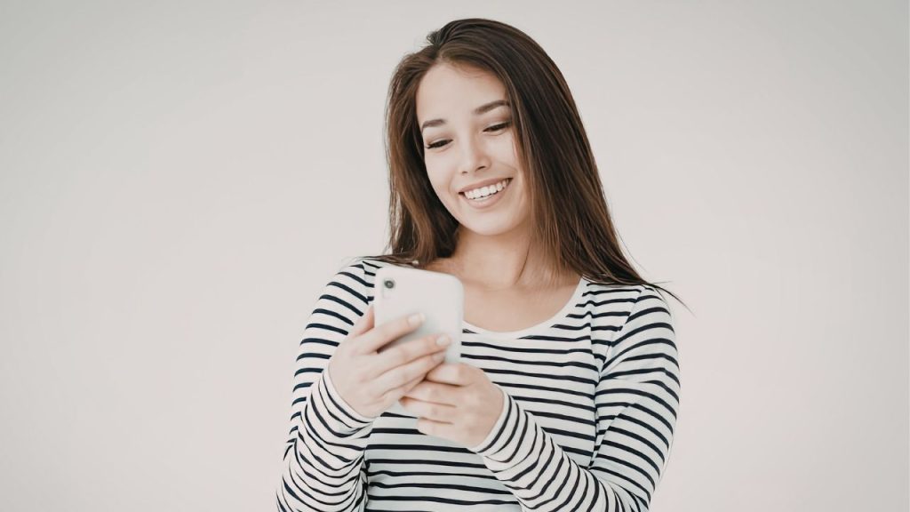 Tips Merawat Mata saat Intensitas Gadget Tinggi