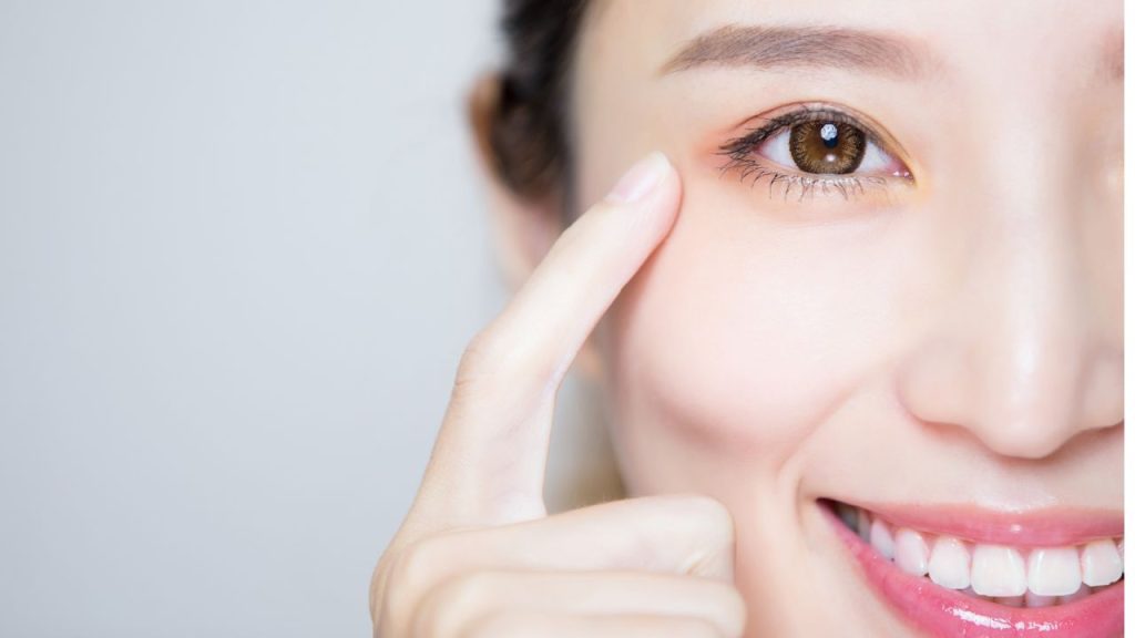 Tips Merawat Mata saat Ramadan