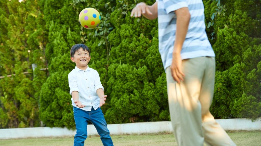 Senam Mata untuk Anak Panduan untuk Orang Tua